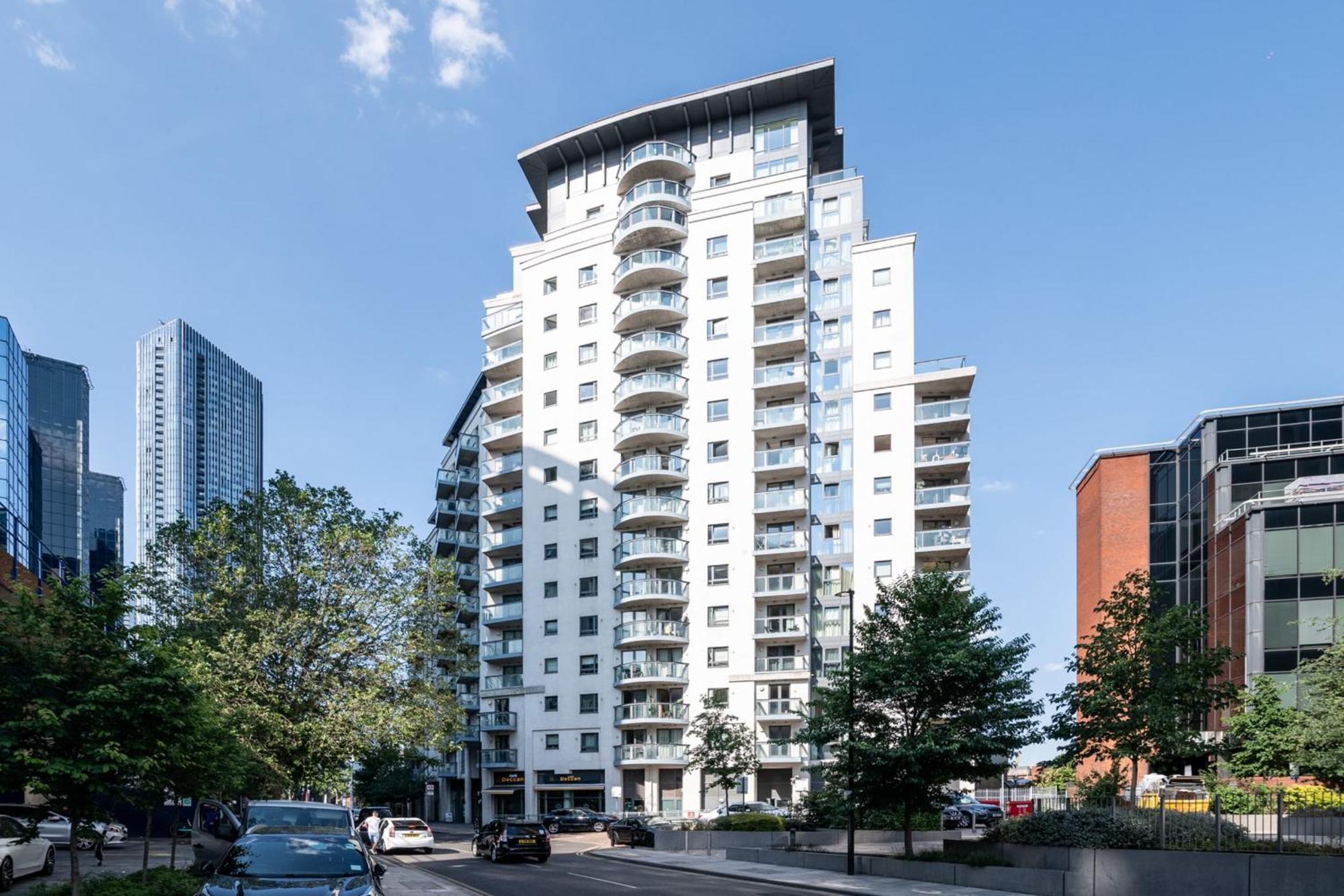 Canary Wharf Retreat With Free Secure Parking London Exterior photo